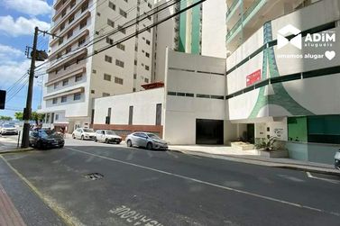 Apartamento para alugar - 100m&sup2; - Centro