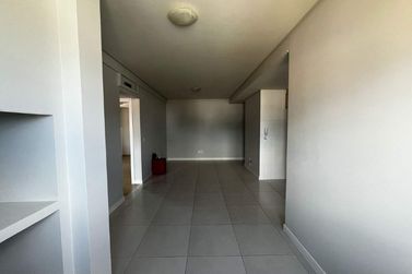 Apartamento para alugar - 68m&sup2; - Centro