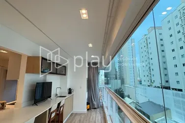 Apartamento &agrave; venda - 145m&sup2; - Meia Praia