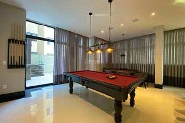 Apartamento &agrave; venda - 187m&sup2; - Meia Praia