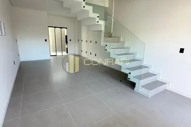 Sobrado &agrave; venda - 92m&sup2; - bombas