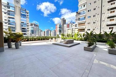 Apartamento &agrave; venda - Meia Praia