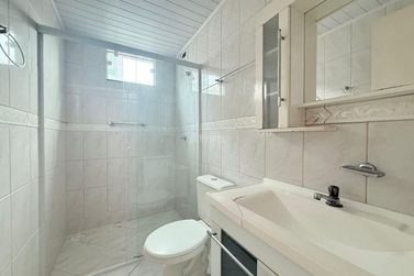Apartamento &agrave; venda - 107m&sup2; - Meia Praia