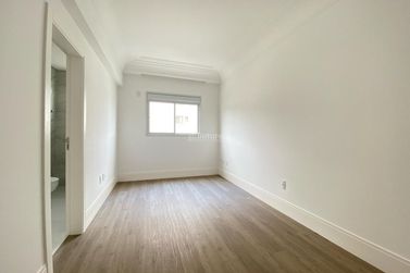 Apartamento &agrave; venda - 200m&sup2; - Centro