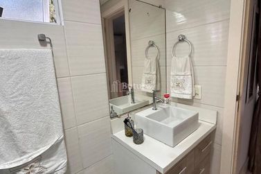 Apartamento &agrave; venda - 90m&sup2; - Centro