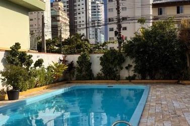 Casa para alugar - 400m&sup2; - Pioneiros