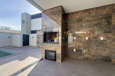 Casa &agrave; venda - 265m&sup2; - Santa Regina