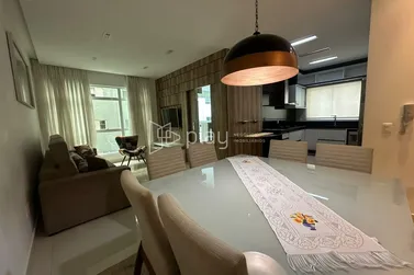 Apartamento &agrave; venda - 134m&sup2; - Meia Praia