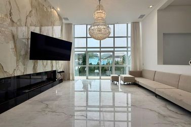 Casa &agrave; venda - 1200m&sup2; - Praia Brava