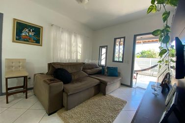 Casa &agrave; venda - 100m&sup2; - 