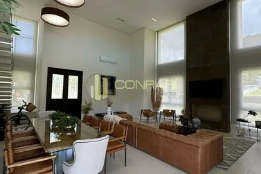 Casa &agrave; venda - 560m&sup2; - Casa Branca