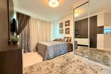 Apartamento &agrave; venda - 161m&sup2; - Centro