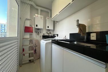 Apartamento &agrave; venda - 185m&sup2; - Meia Praia