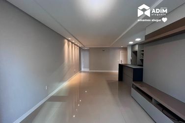 Apartamento para alugar - 120m&sup2; - Centro