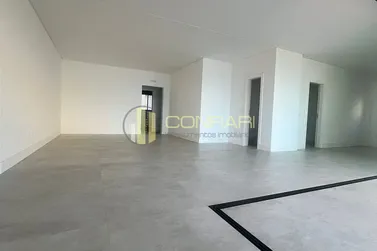 Apartamento &agrave; venda - 185m&sup2; - centro