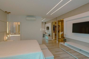 Apartamento &agrave; venda - 447m&sup2; - Centro