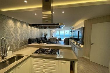 Apartamento &agrave; venda - Meia Praia