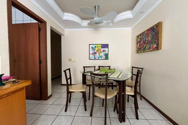 Apartamento &agrave; venda - 147m&sup2; - Centro