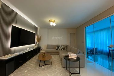 Apartamento &agrave; venda - 1872m&sup2; - Meia Praia