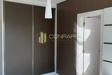 Apartamento para alugar - 150m&sup2; - Meia Praia