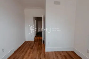 Apartamento &agrave; venda - 157m&sup2; - Meia Praia