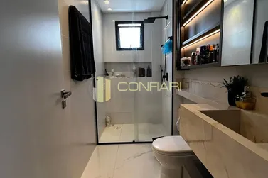 Apartamento &agrave; venda - 101m&sup2; - Meia Praia
