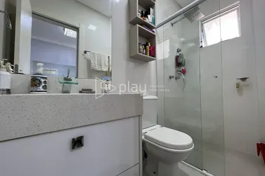 Apartamento &agrave; venda - 133m&sup2; - Meia Praia