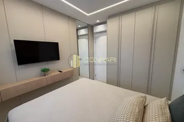 Apartamento &agrave; venda - 112m&sup2; - Meia Praia