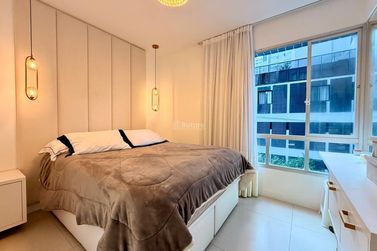 Apartamento &agrave; venda - 120m&sup2; - Centro