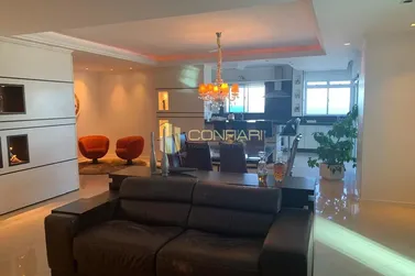 Apartamento &agrave; venda - 206m&sup2; - Meia Praia