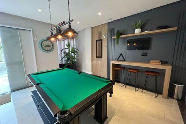 Apartamento &agrave; venda - 110m&sup2; - Meia Praia