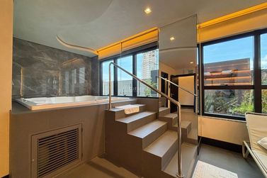 Loft &agrave; venda - 40m&sup2; - Meia Praia