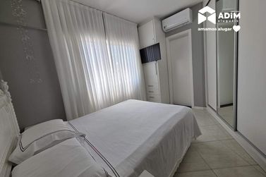 Apartamento para alugar - 93m&sup2; - Centro