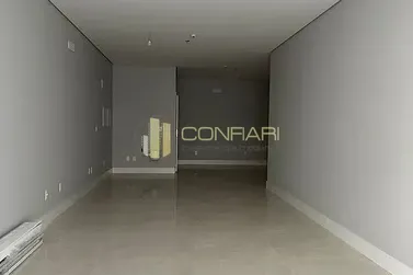 Sala Comercial &agrave; venda - 120m&sup2; - Meia Praia