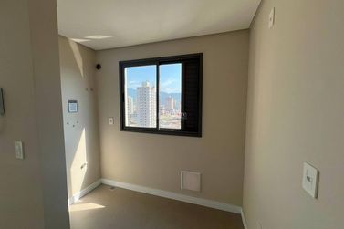 Apartamento &agrave; venda - Meia Praia