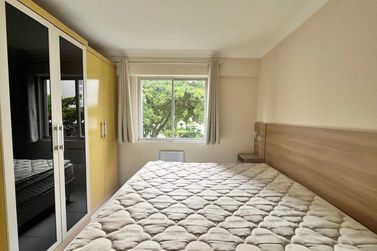 Apartamento para alugar - 60m&sup2; - Centro