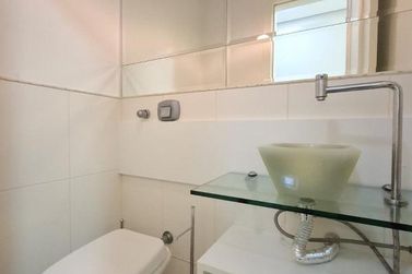Apartamento para alugar - 172m&sup2; - Meia Praia