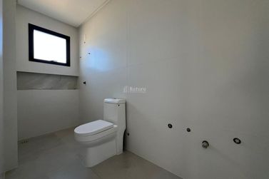 Apartamento &agrave; venda - 123m&sup2; - Meia Praia