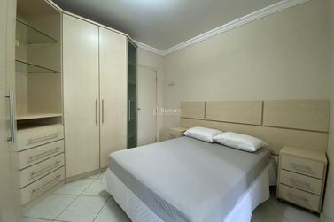 Apartamento &agrave; venda - 139m&sup2; - Meia Praia