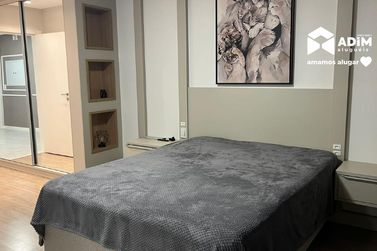 Apartamento para alugar - 200m&sup2; - Meia Praia