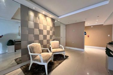 Apartamento &agrave; venda - 93m&sup2; - Centro