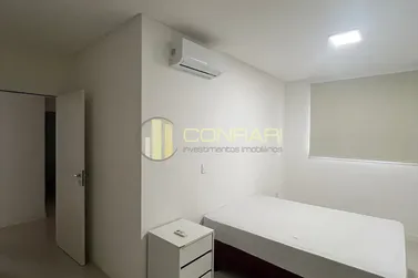 Apartamento para alugar - 130m&sup2; - Meia Praia