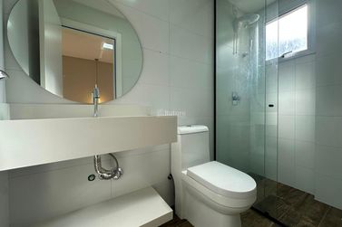 Apartamento &agrave; venda - 125m&sup2; - Meia Praia