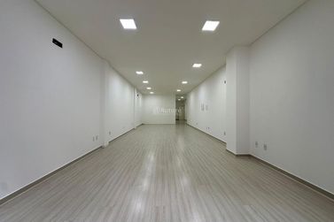 Sala Comercial &agrave; venda - 1252m&sup2; - Meia Praia