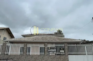 Casa &agrave; venda - 250m&sup2; - Casa Branca