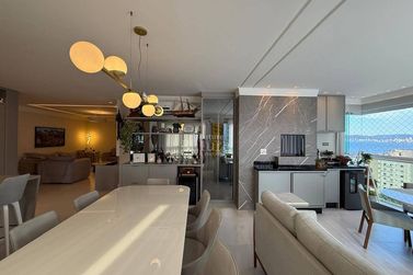 Apartamento &agrave; venda - Centro