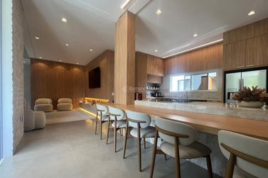 Casa &agrave; venda - 360m&sup2; - Centro