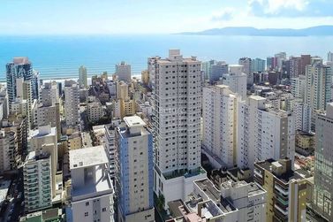 Apartamento &agrave; venda - Meia Praia
