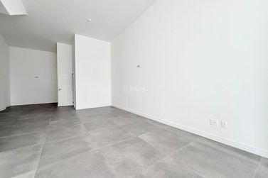 Sala Comercial &agrave; venda - 65m&sup2; - Meia Praia