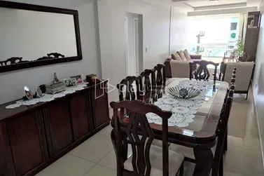 Apartamento &agrave; venda - Meia Praia